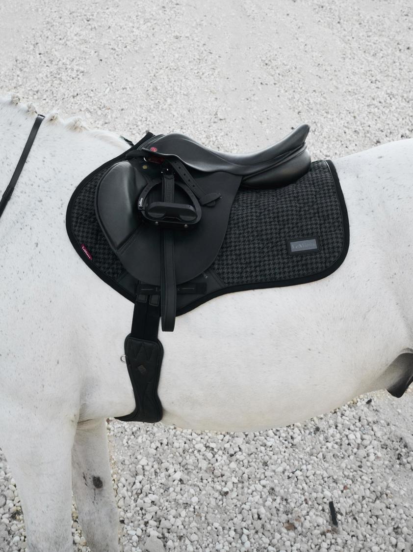 Houndstooth LeMieux Aspen Close Contact Square