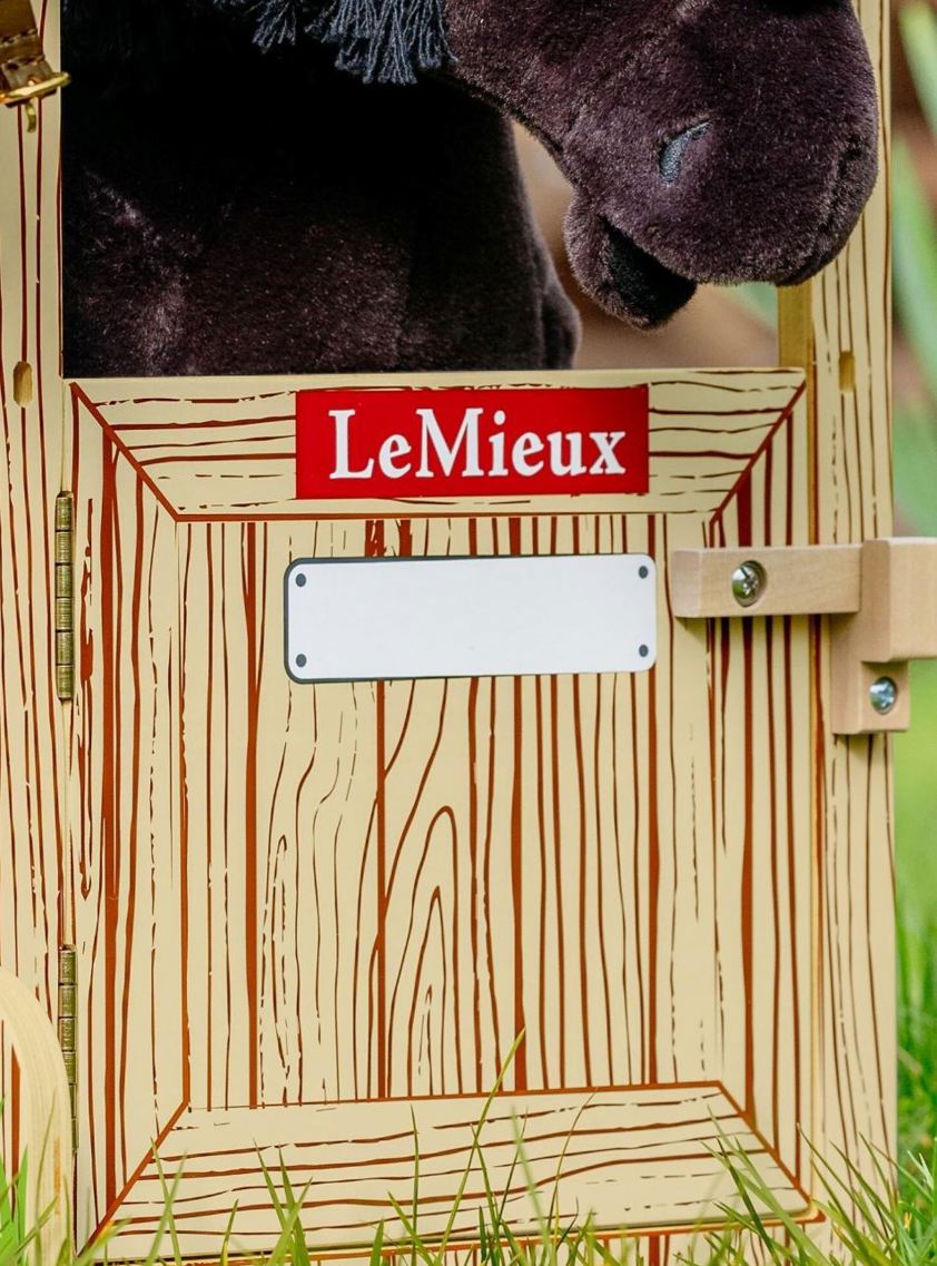 Wood Colour LeMieux Toy Pony Wooden Stable Set