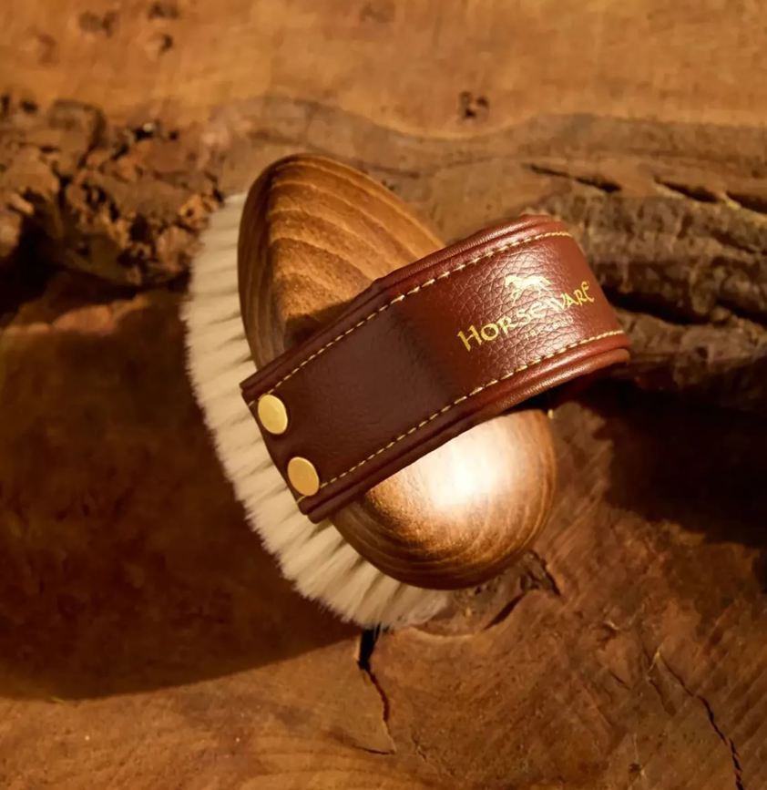 Face Brush Horseware Signature Wood & Natural Fibre Brushes