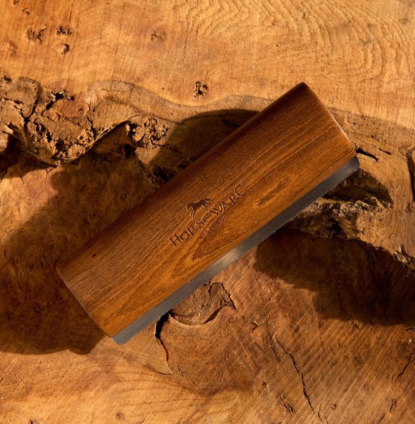 Shedding Comb Horseware Signature Wood & Natural Fibre Brushes