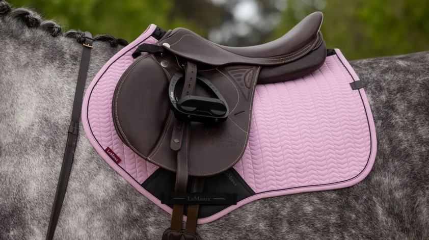 Fondant LeMieux Essence Close Contact Saddlecloth