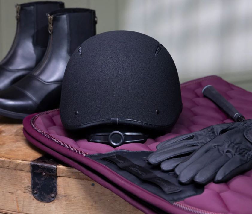 Black Karben Icon Adjust Jockey Skull - Young Rider