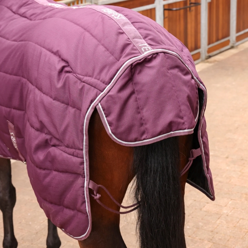 Burgundy Tempest Original 300 Stable Rug & Neck - 600D