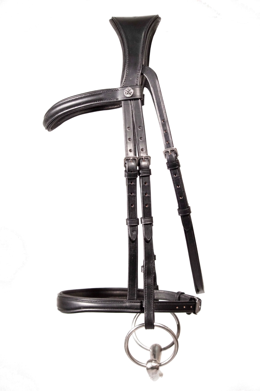 Black Henry James Cavesson Bridle With Flexure Curve Headpiece