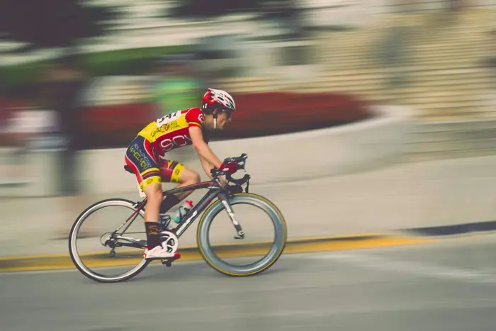 Carbon Wheels Explained: What Changes, What Doesn’t, and How to Choose the Right Depth