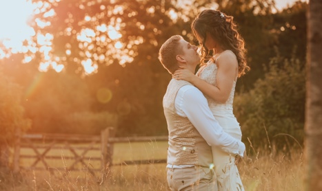 Chloe and Sam Strugnell Photos By @photographerliamgillan