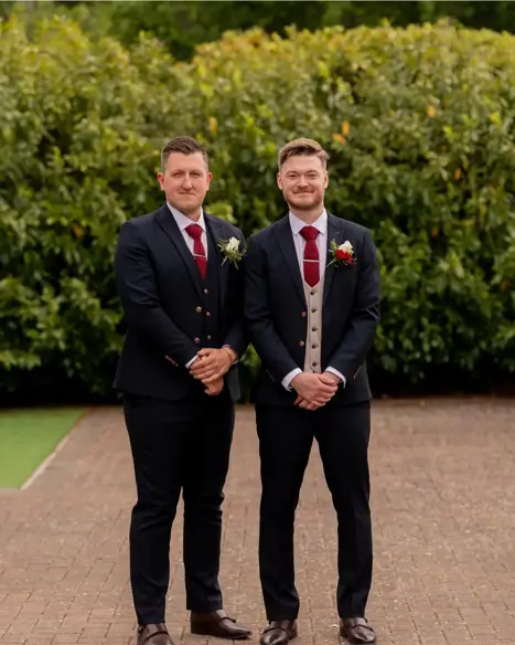 Mr & Mrs Wigg captured beautifully by @hannahlucyphoto