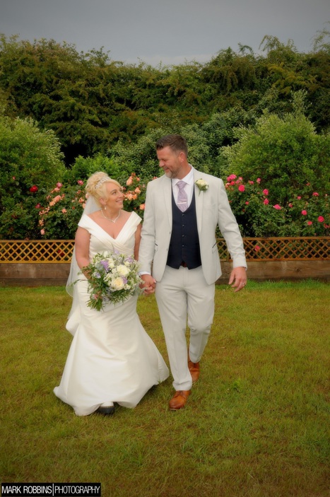 Matt & Lisa Lewis - Photography By: Mark & Kirsty Robbins