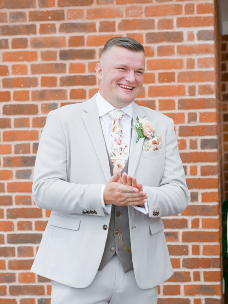 Phoebe and Matt Richards - Photography By: @paint.the.moment