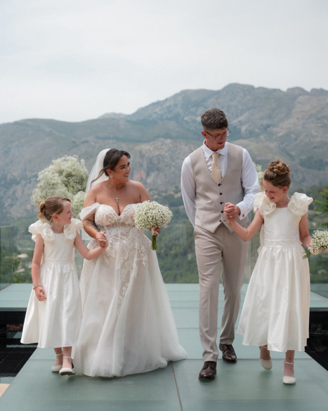 Congratulations to Mr & Mrs Court by the wonderful @cristina_martin_wedding