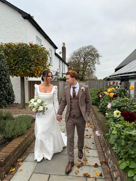 Richard & Josie Hunter Content Creation By @bloominglovestories 