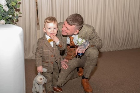 Anton and Amy - Photography by  smilescapturedphotography