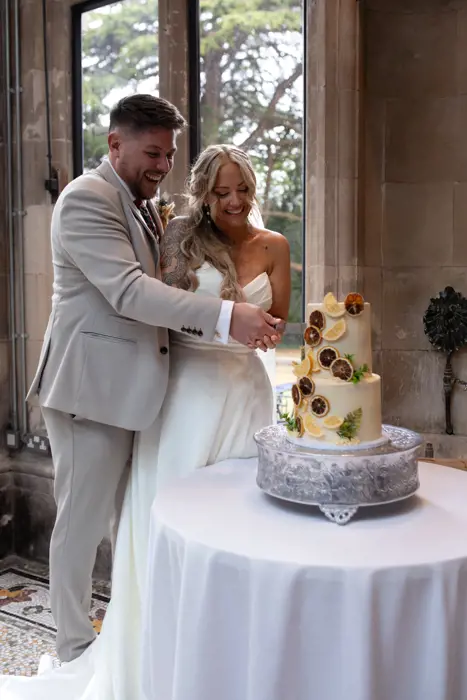 Adam & Gemma Photography By: @eleanorbryantphotography