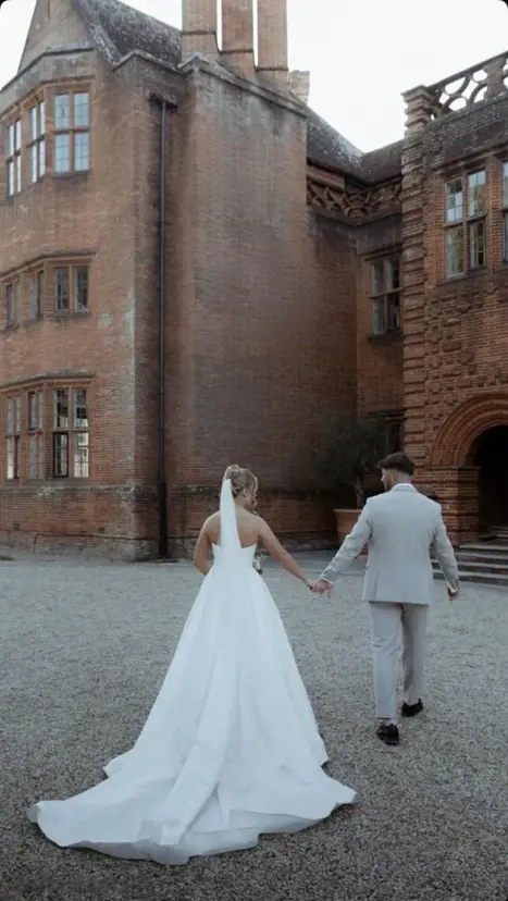 Ffion & Josh Gooderham Photography by: @maxvickeryphoto