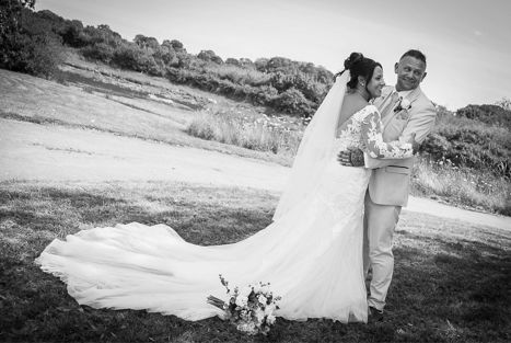 Leanne and John photo by Lorraine Morgan photography 