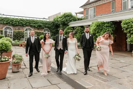 Mr and Mrs Weeks Photography By: @charlottestonehamphotography