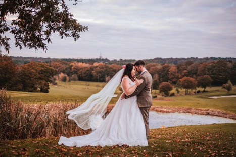 Ryan and Robyn Blake Photo By @hsphotography_newforest