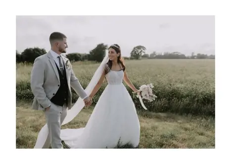 Billie & Jimmy Photography by: @charleighvictoriaphotography