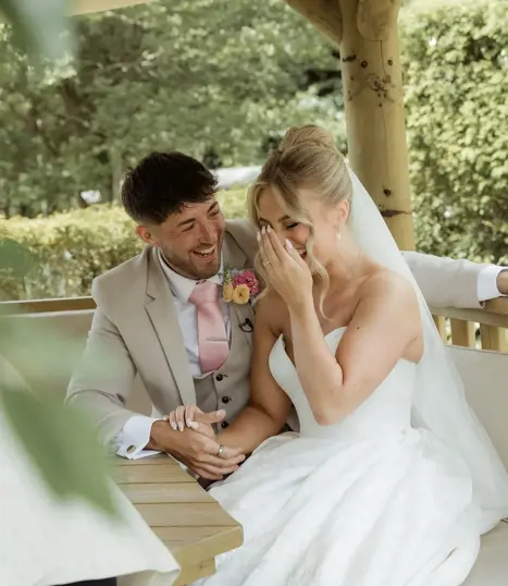 Ffion & Josh Gooderham Photography by: @maxvickeryphoto