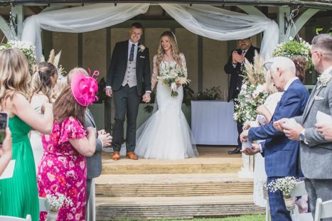 Melissa and Mark photo by @andybowleyphotography 