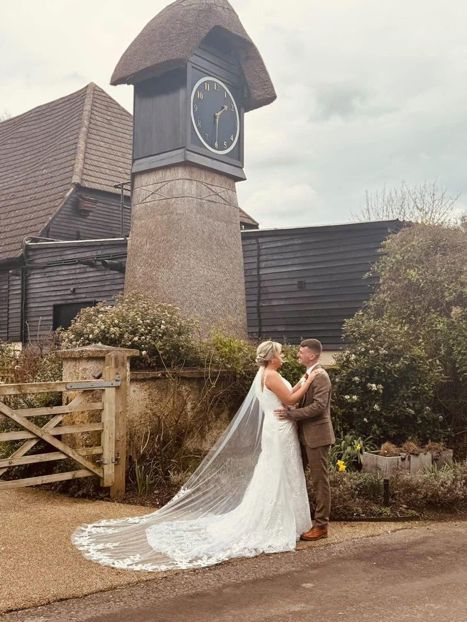 Anton and Amy - Photography by  smilescapturedphotography