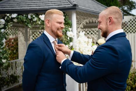 Curtis and Emily Bligh Photo by @alliancephotography