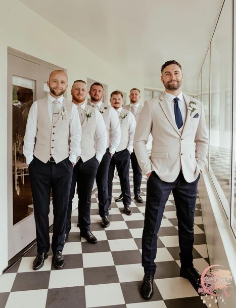 Mr and Mrs Wilber photo by  @carlamortimerphotography