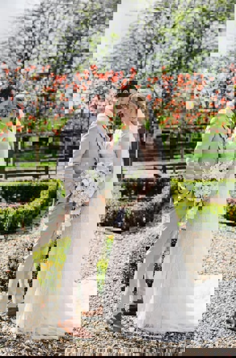 Lynsey & Matt Corran By Gingersnaps Photography