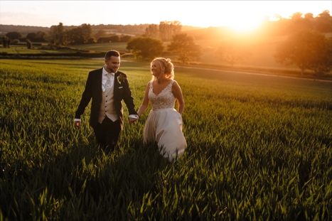 Matt & Nicole Lloyd - Photography By: @matthewlawrencephotography