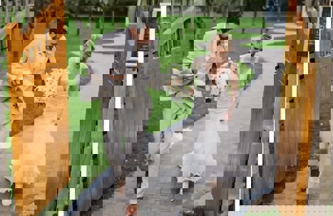 Lynsey & Matt Corran By  Gingersnaps Photography