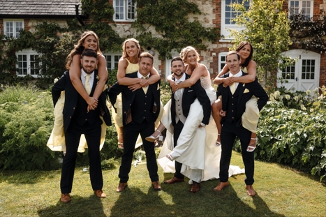 Matt & Nicole Lloyd - Photography By: @matthewlawrencephotography