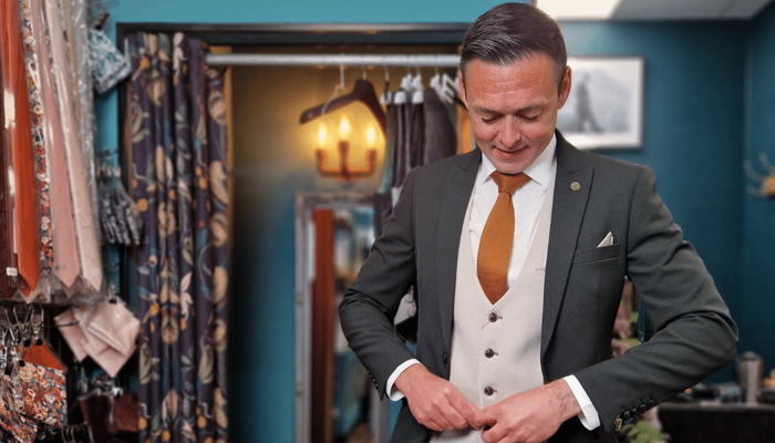 Suit Up Like a Pro: Essential Men's Wedding Suit Guide for Beginners