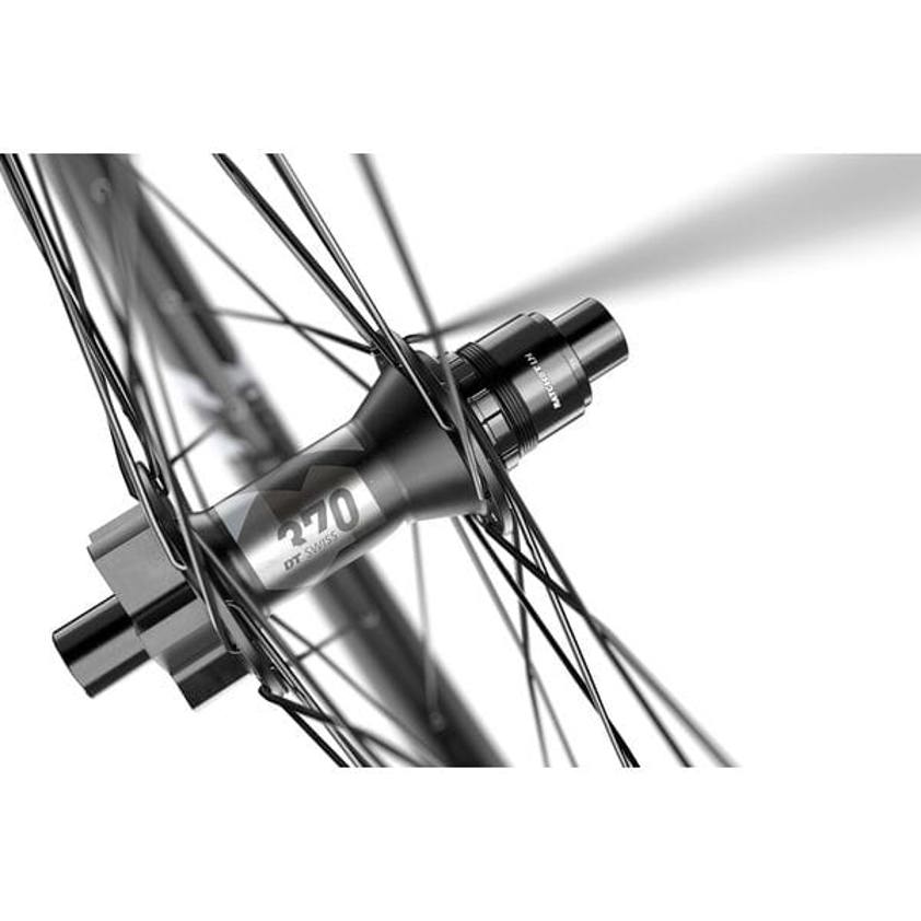 DT Swiss Black F 1900 Wheel, 30 Mm Rim, 110 X 20 Mm Boost Axle, 29 Inch