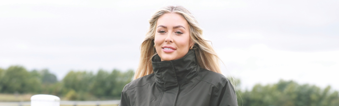 How to Layer for Autumn & Winter Horse Riding: Equestrian Rider's Guide to Staying Warm & Comfortable How to Layer for Autumn & Winter Horse Riding: Equestrian Rider's Guide to Staying Warm & Comfortable