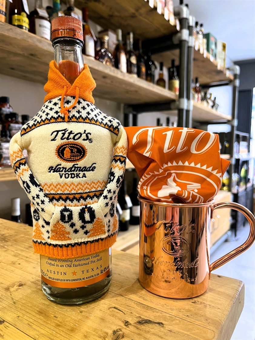 Tito's Handmade Vodka with FREE GIFTS 40% 70cl