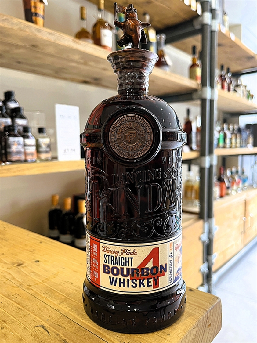 Dancing Panda 4yo Straight Bourbon Whiskey 49% 75cl