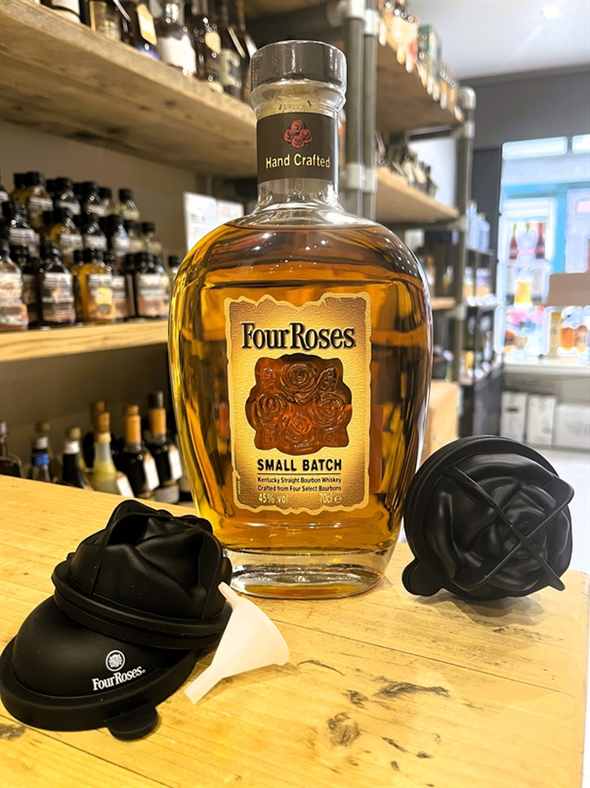 Four Roses Small Batch Ice Mould Gift Pack 45% 70cl