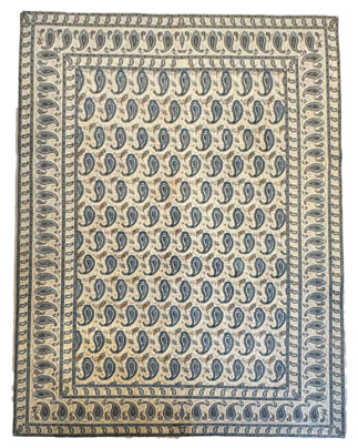 Fine Vintage Persian Kashan Rug Fine Vintage Persian Kashan Rug