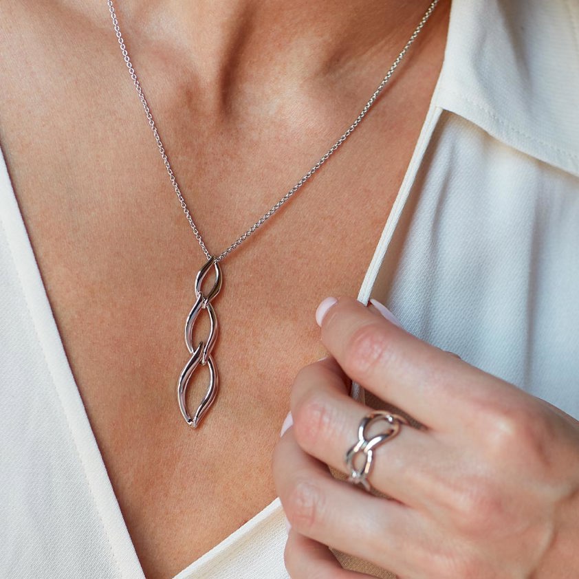 Entwine Link Trio Necklace