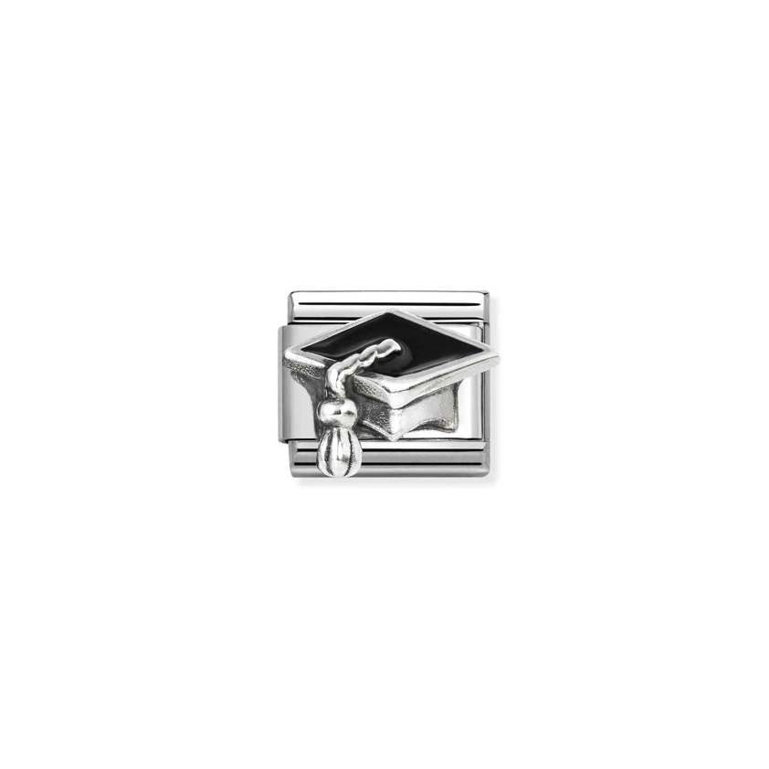 330204 32 Graduation Hat