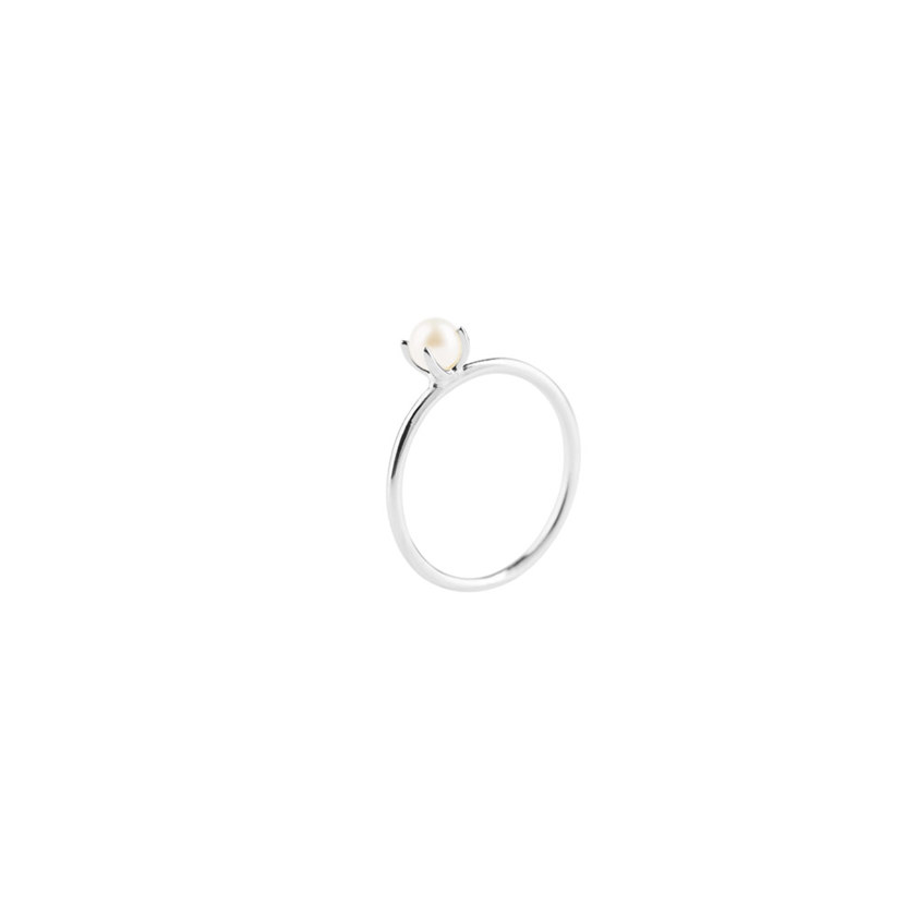 Petite Pearl Ring - Size L