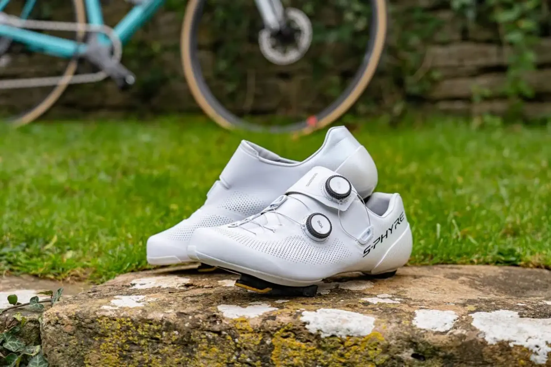 Shoes & Overshoes 