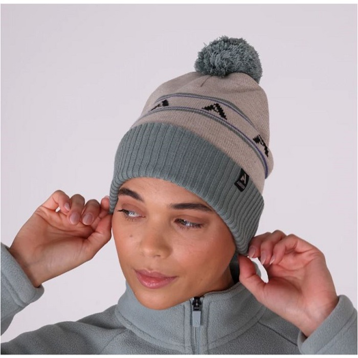 Hats, Scarves, Belts & Accessories