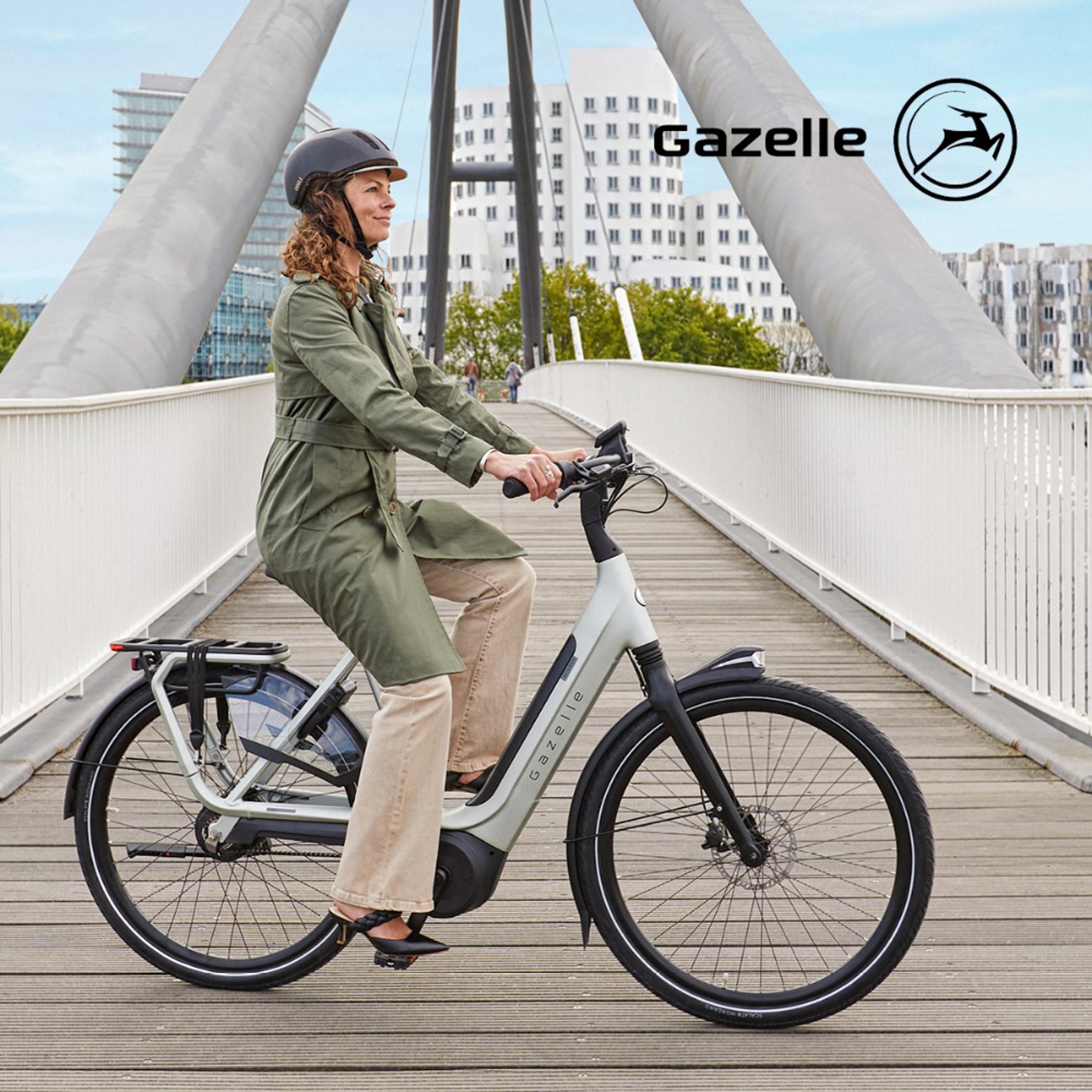 Saledock.Ecommerce.Core.Models.ImageDTO